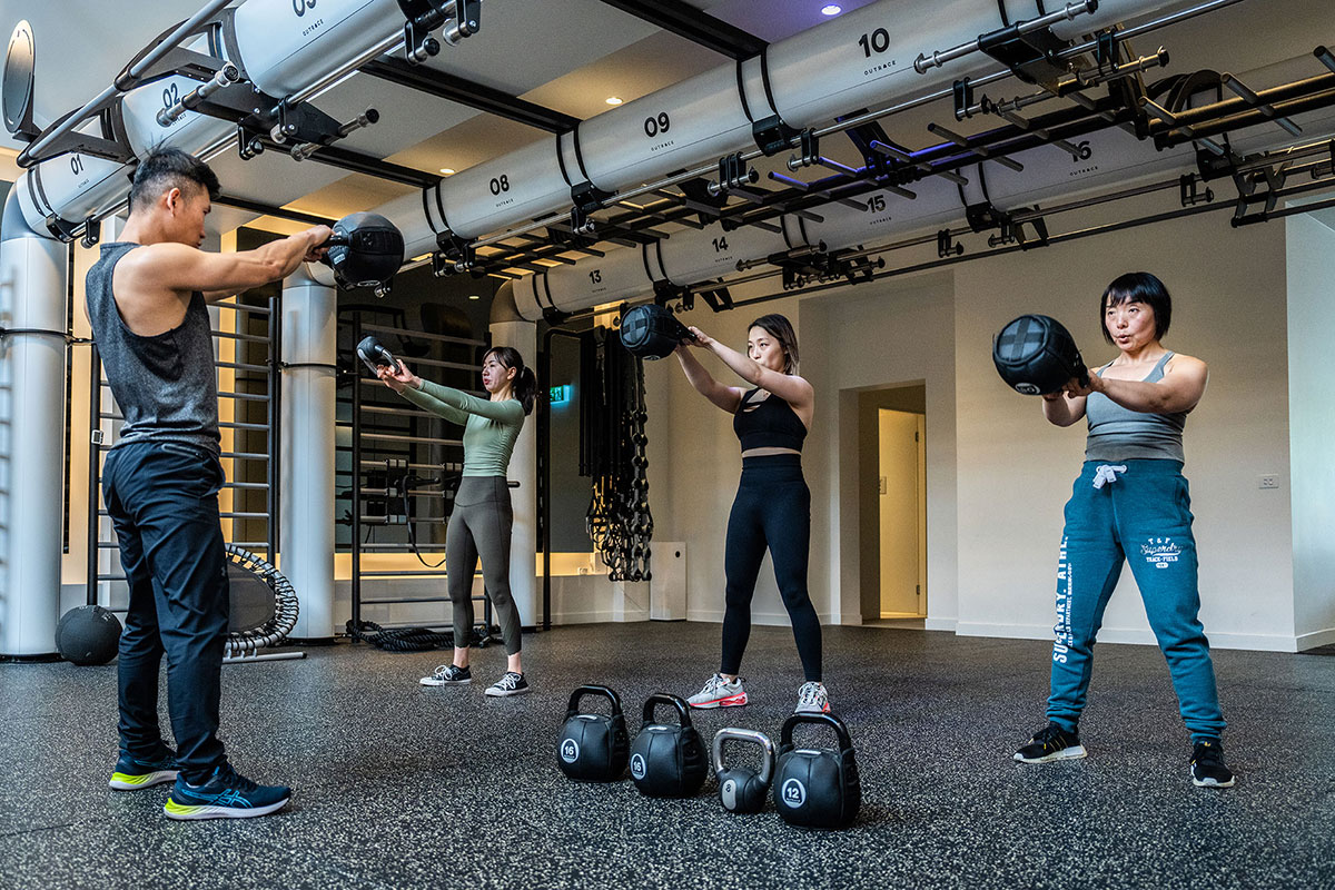 Functional-training-group-session